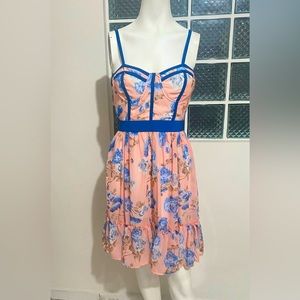 ChicMe CBR brand peach and blue floral dress size M